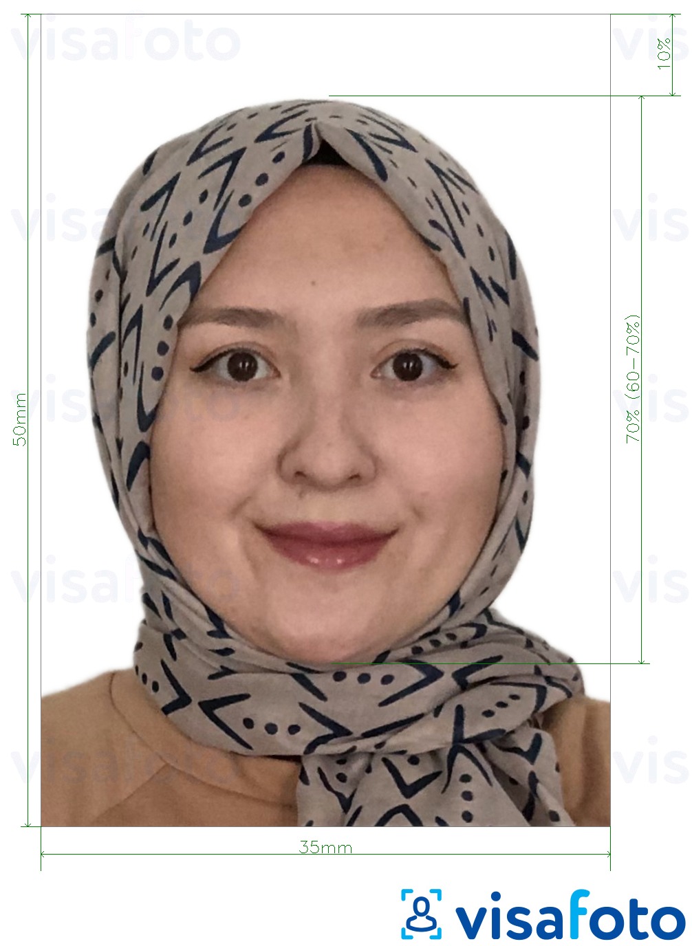 Halimbawa ng larawan para sa Malaysia Visa 35x50 mm white background na may eksaktong sukat na detalye
